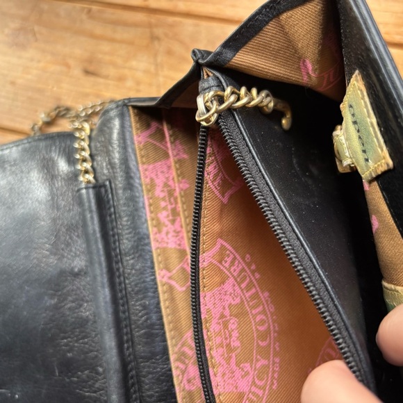 Juicy Couture Black Crossbody Bag with Studs - Picture 5 of 11